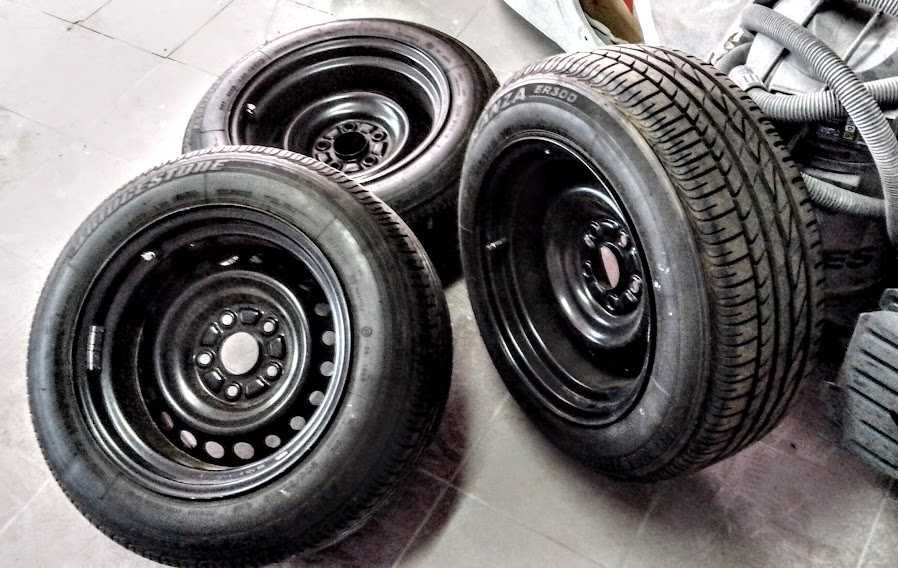 HONDA Разварки   8.5 J     5x114.3 R15   ЦО (DIA): 64.1 mm