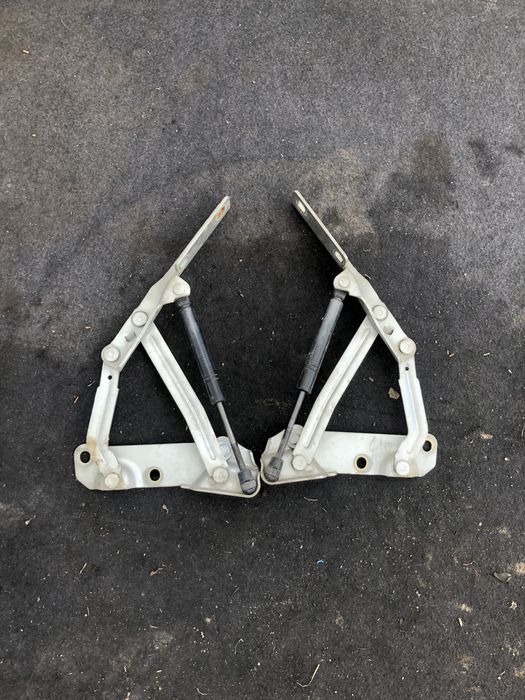 Гідравлічні завіси амортизатори капоту Opel Vectra b Опель вектра б