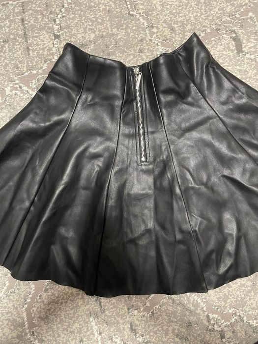 Юбка з шкірзамінника, розмір s, фірми Tally Weijl