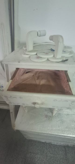 Conjunto quarto antigo