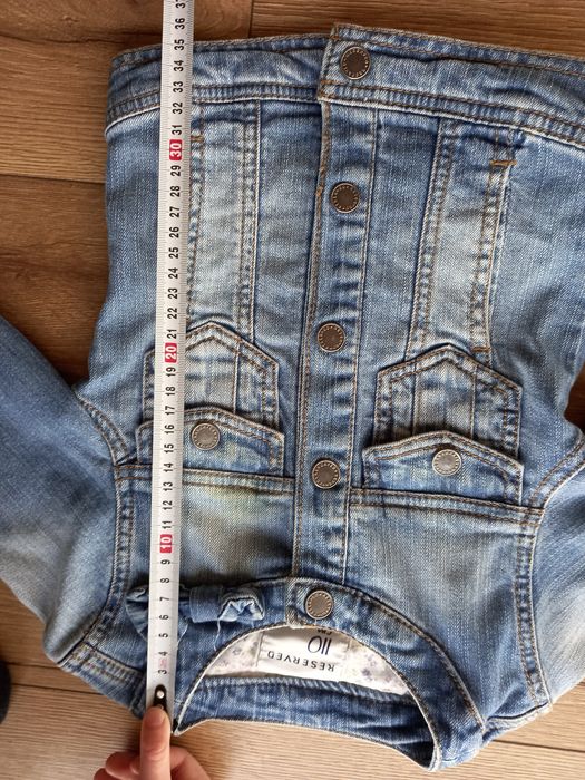 Kurtka jeansowa reserved Rozm 110