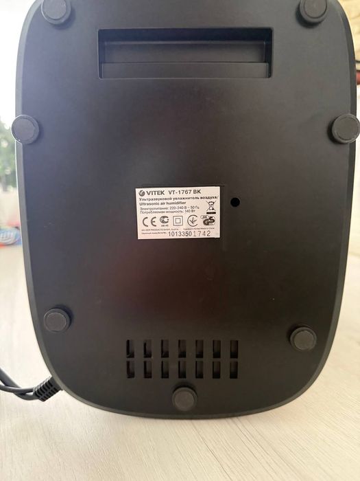 Увлажнитель Vitek VT-1767 BK