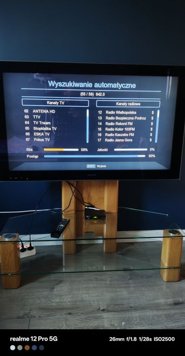 Telewizor 46" + stolik