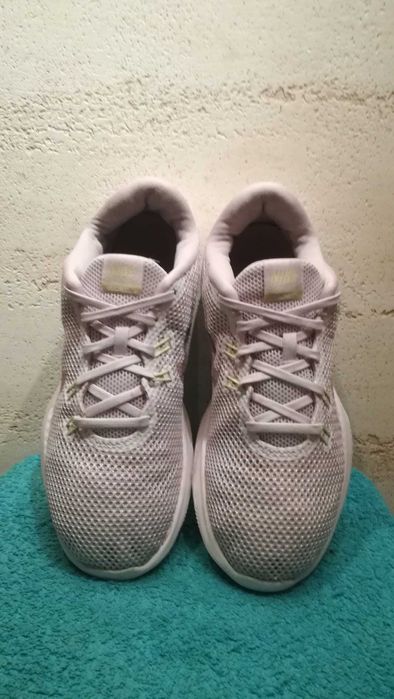 Buty do biegania NIKE FLEX TRAINER 7 r.39 stan bardzo dobry