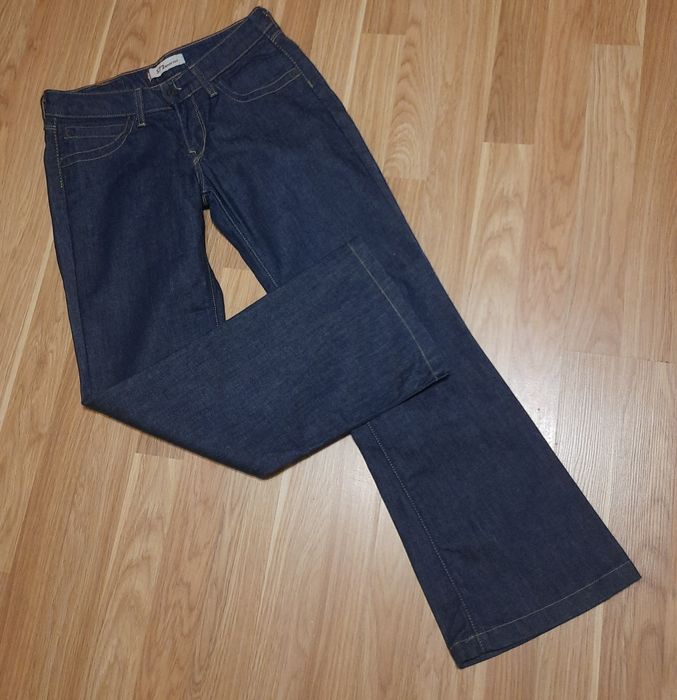Levi Strauss &Co тёмно-синие джинсы клеш  Boot Cut размер W28 L30