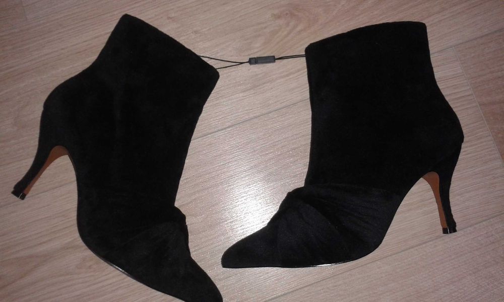 Botki 41 Reserved zamszowe czarne NOWE buty wiosenne szpilki