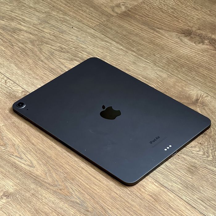 iPad Air 5 (M1) 64 Гб / 8999 гривень / Супер ціна! (Bypass)