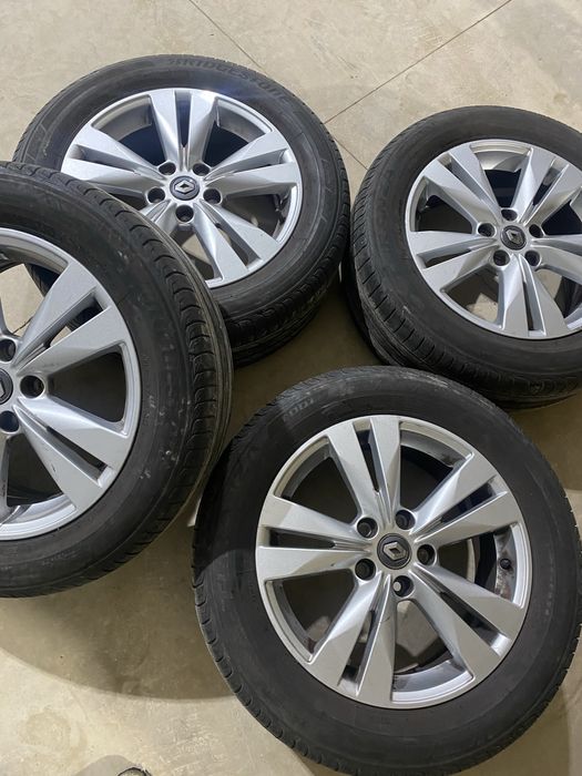 Renault Jantese pneus 17”