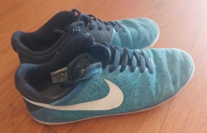 Sapatilhas Nike 43