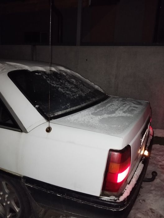 Опель омега а.2.0 г/б.