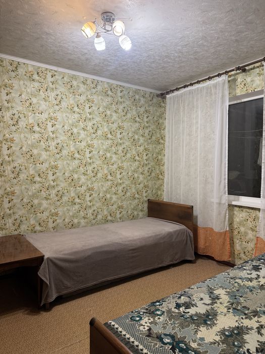 Сдам комнату в з-х комнатной квартире