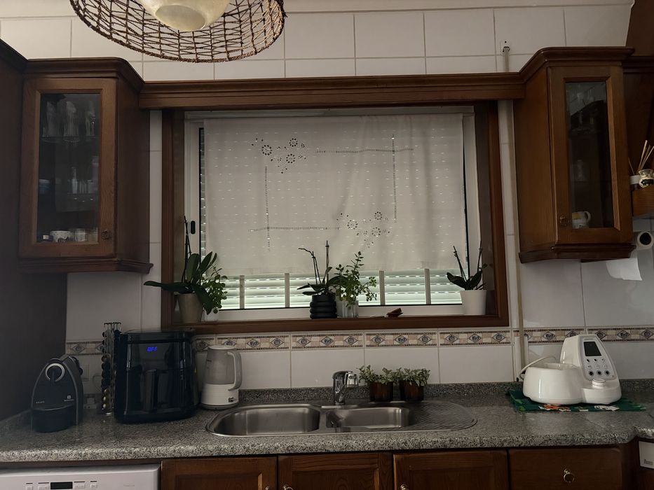Cozinha completa. Não inclui eletrodomesticos