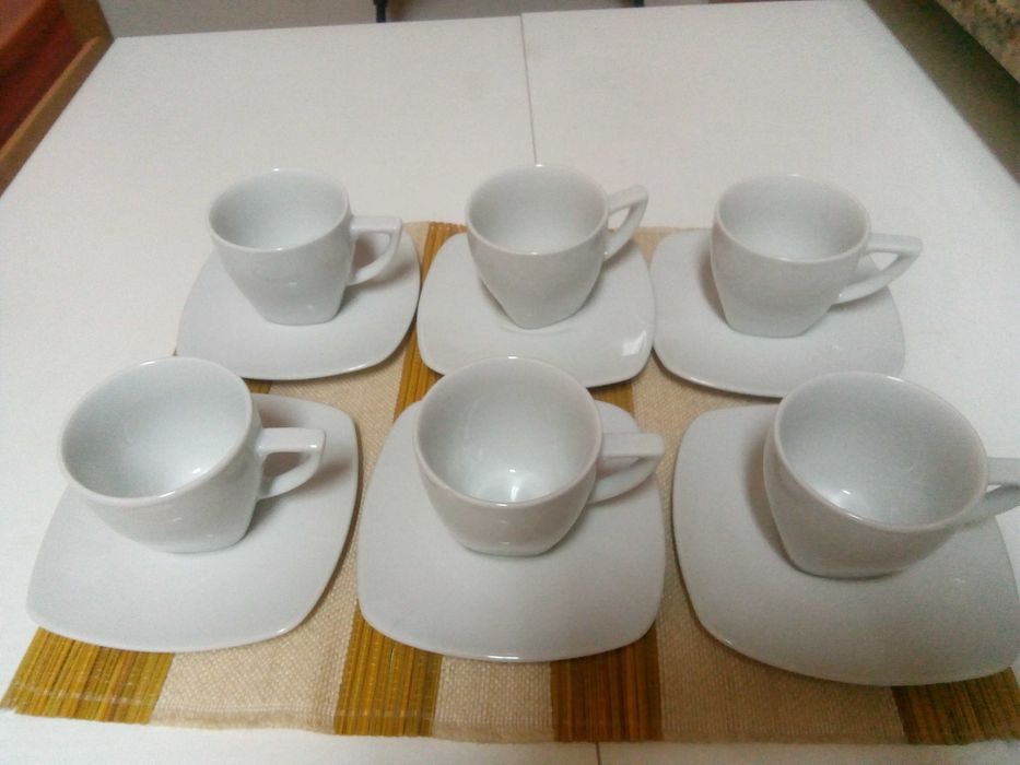 Chávenas café/chá e pires