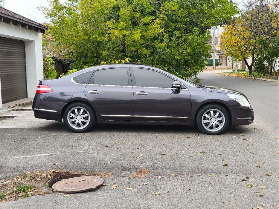 Nissan teana j32
