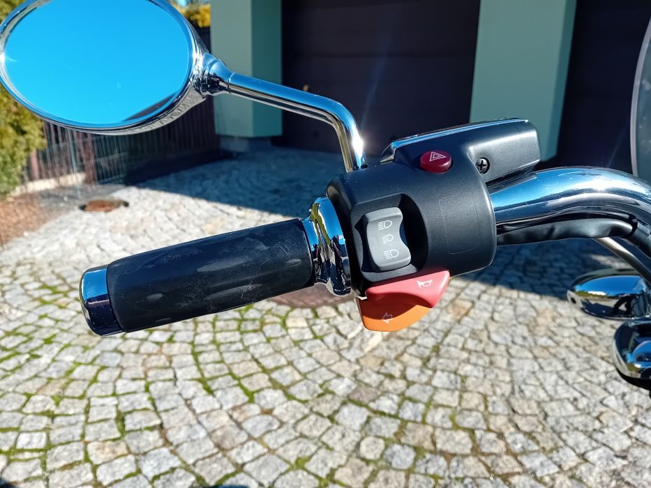 BMW-- -- R1200C Klasyk