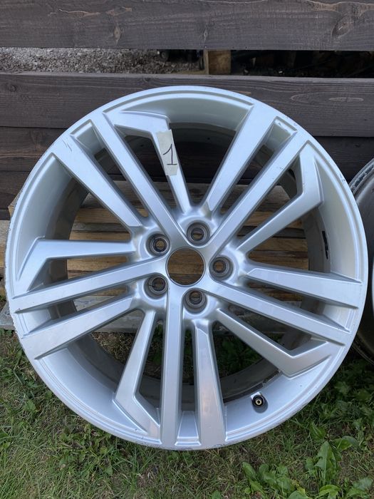 Диски audi q5 80a R20