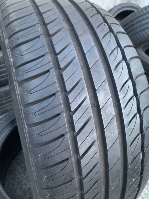 225/45R17 Michelin lato