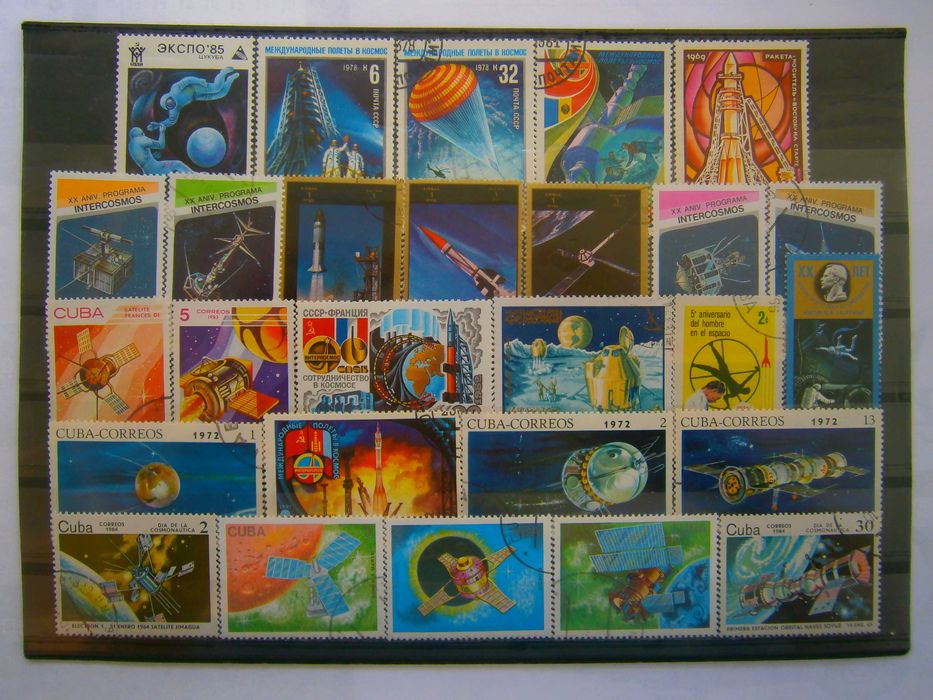51 selos do tema Cosmos todos diferentes