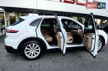 Porsche Cayenne 2017 VIN WP1ZZZ9YZJDA01800 фото оголошення 8 з 13