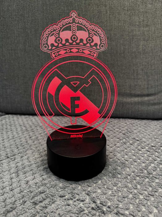 led z napisem mikołaj real madryd