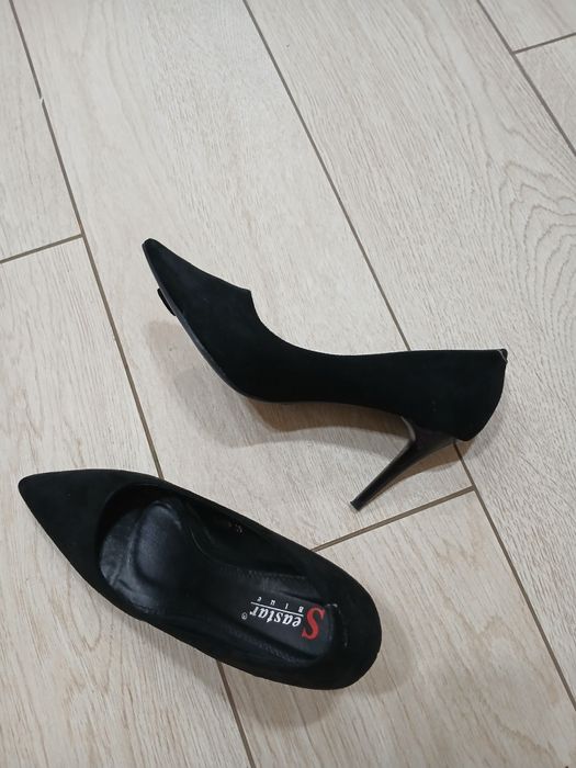 Туфлі жіночі чорні класичні р 35-36