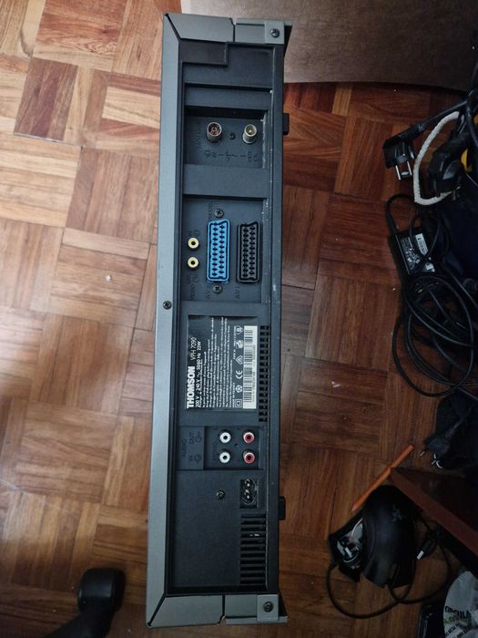 Video gravador Thomsom Scenium VPH7090