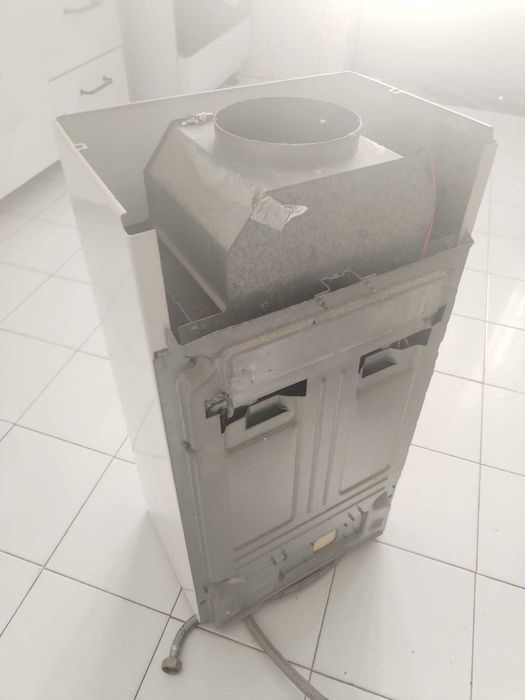 Esquentador Delta 11 Litros em bom estado e a funcionar