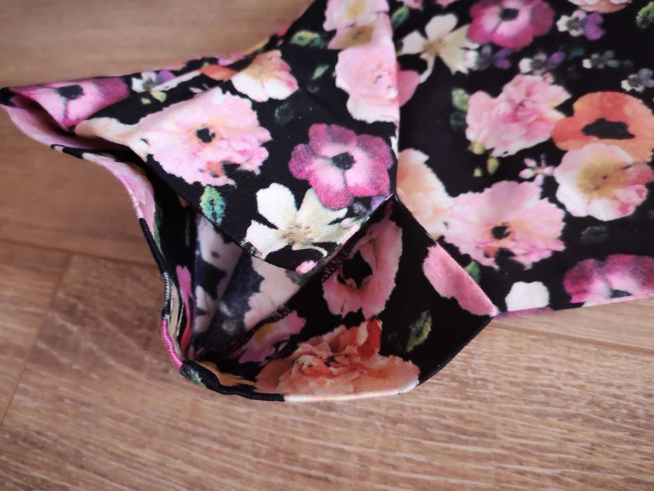 H&M Nowe Spodnie w Kwiaty 38-sprzedam!