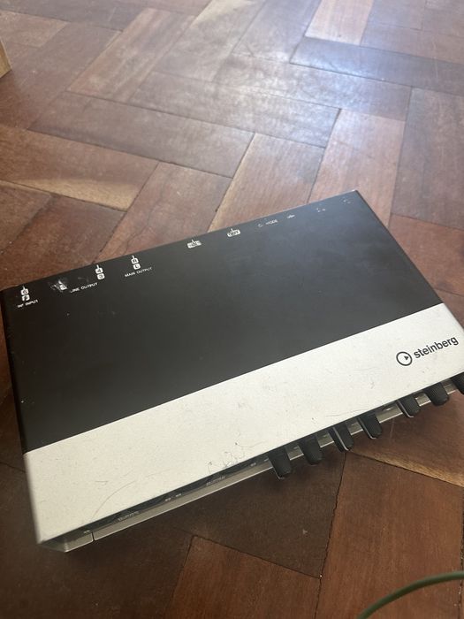 Interface steinberg ur44 - usada