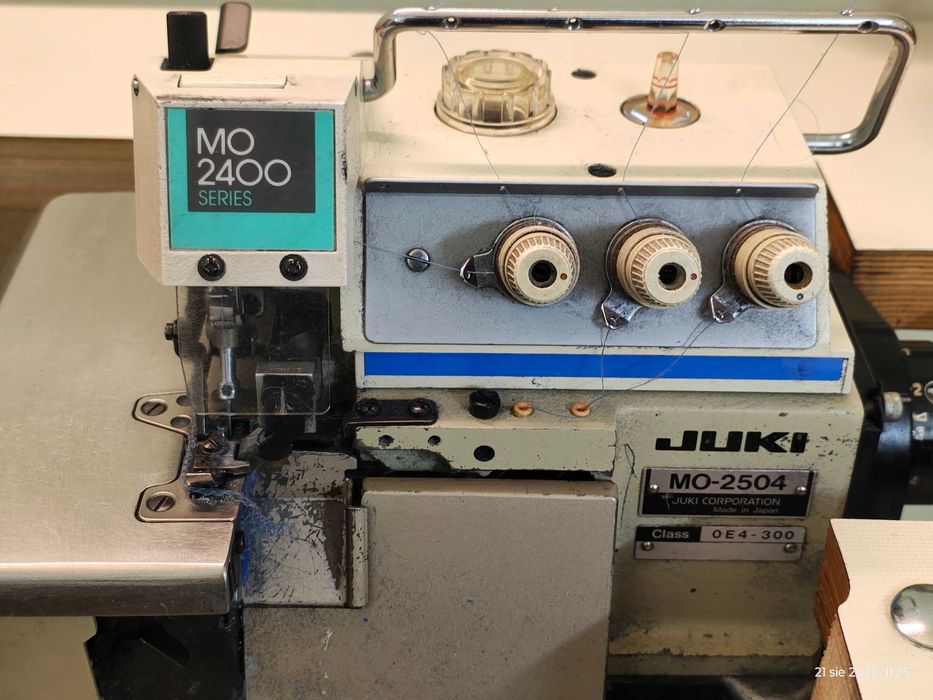 Owerlok Przemysłowy JUKI MO-2504 (3-nitkowy) | Made in Japan