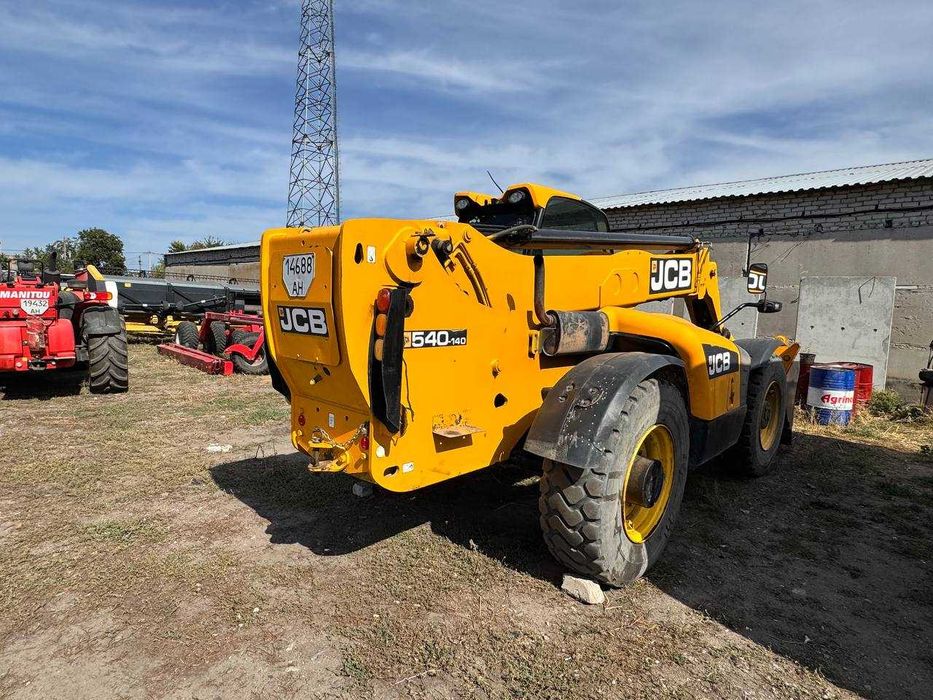 Телескопічний навантажувач JCB 540-140