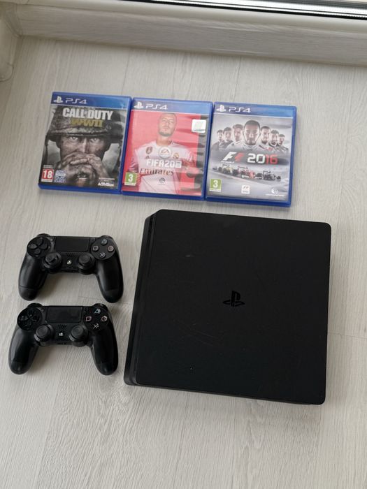 Playstation 4 slim 1 tb (2 джойстика + ігри)