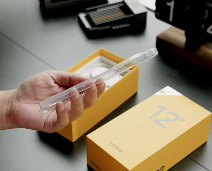 Realme 12 Plus 5G 12 Gb 512 G MP Sony LYT600 +2 Capas oferta Novíssimo