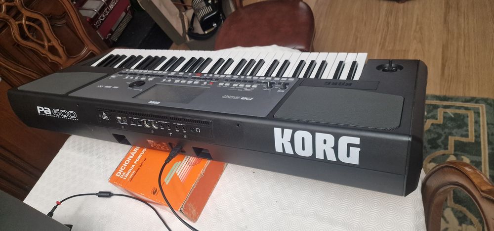 VENDO TECLADO KORG PA900 e pa600 – COMO NOVO