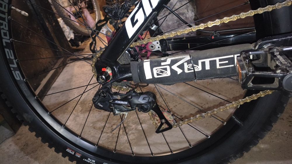 Giant Glory 2 2018 L