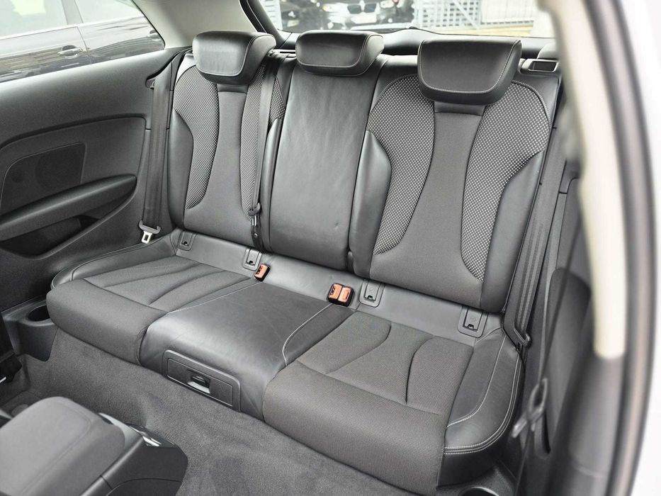 AUDI A3 S LINE PLUS 2.0TDI 150CV "LOOK RS3"