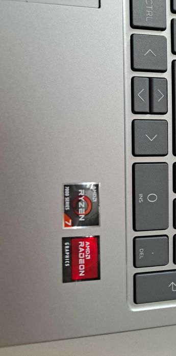 Nowy laptop HP na gwarancji