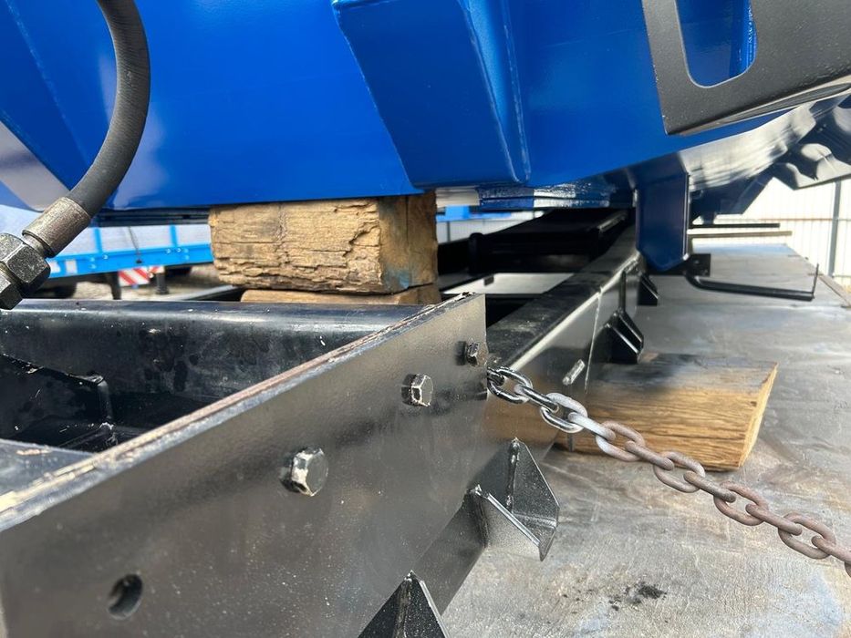 Zabudowa kipper kiper wywrotka Meiller Skibicki Carnehl trzystronna