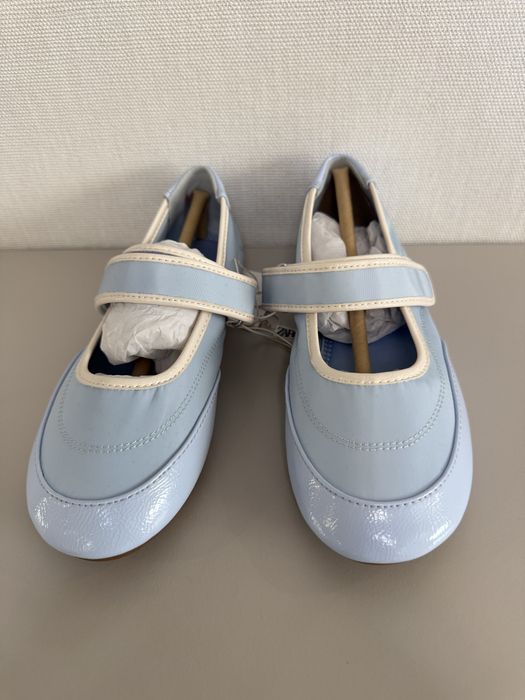 Спортивні балетки фірми Zara,розмір 33