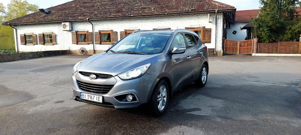 HYUNDAI IX35  2.0 газ/бензин