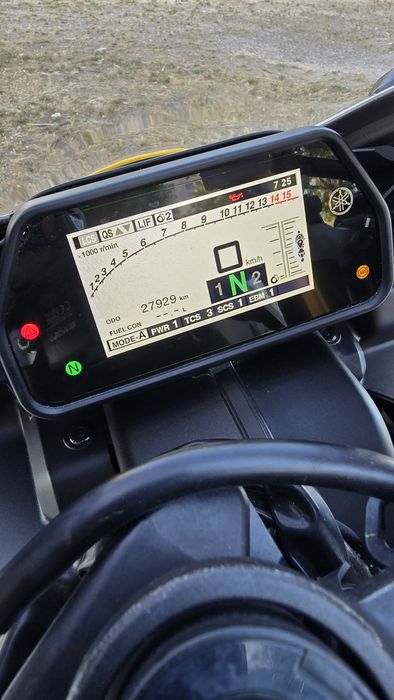 Yamaha YZF-R1 60 Aniversario Akrapovic
