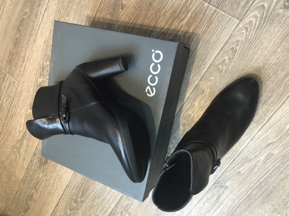 Ботинки ECCO 41 размер