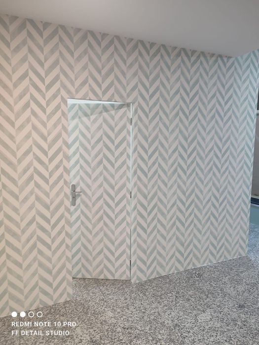 Colocação de papel de parede