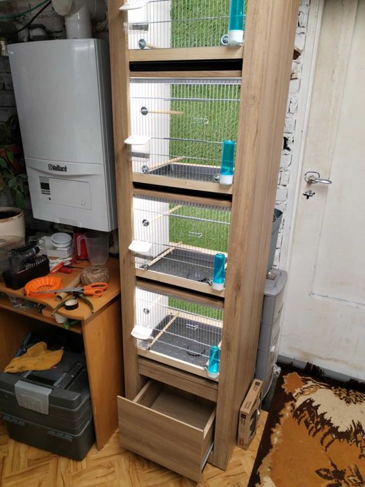 Regał dla ptaków egzotycznych