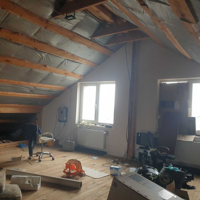 Продам ШИКАРНЫЙ ДОМ на два входа. Метро Студенческая. 625 м-рн.