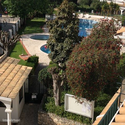 249R | Apartamento T1 Junqueiro em condomínio com piscina