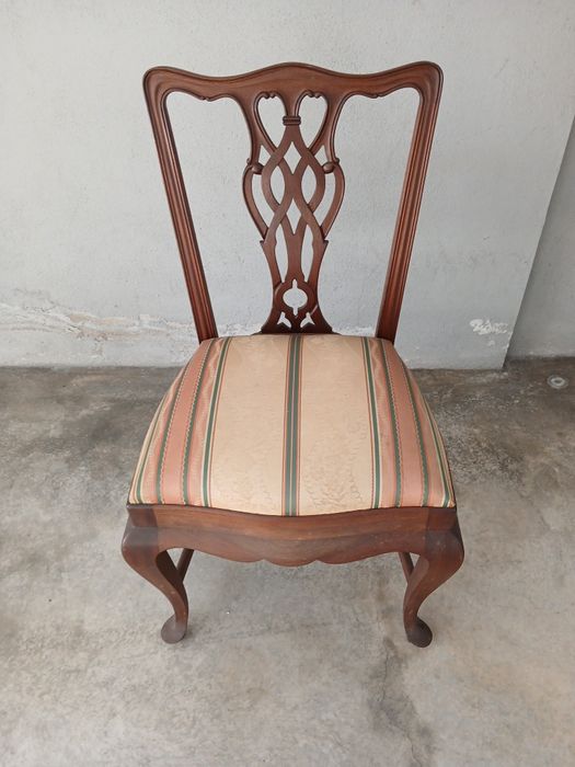 Cadeira estilo Inglês