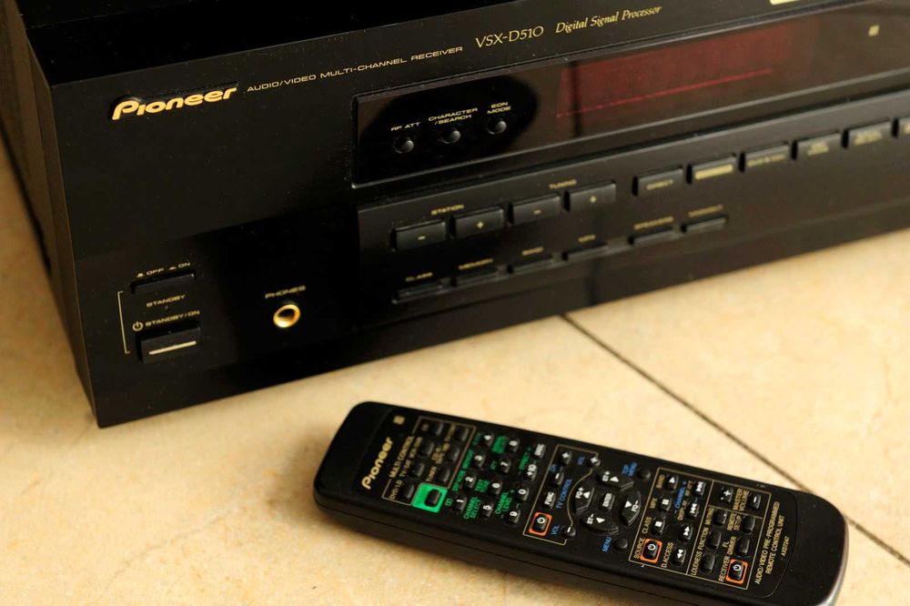Amplituner Pioneer VSX-D510 5.1