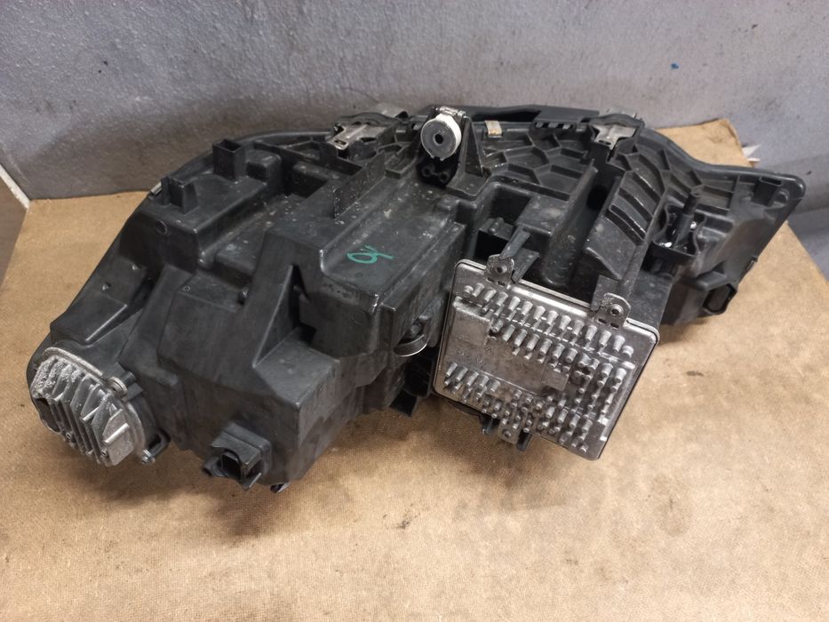 Lampa przód przednia prawa kompletna bmw g20 g21 led