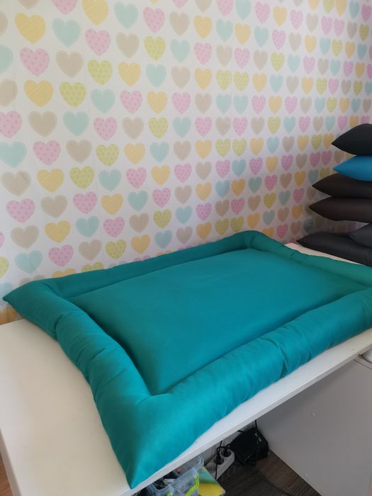 Лежанка для собак 95*73см